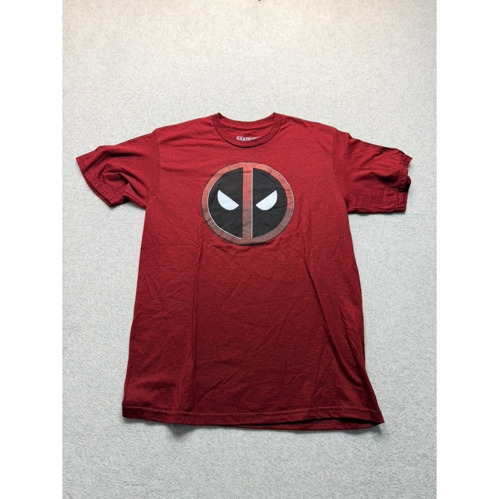 Marvel Deadpool Graphic T-Shirt Mens Medium Red Heathered Logo Short Sleeve Tee